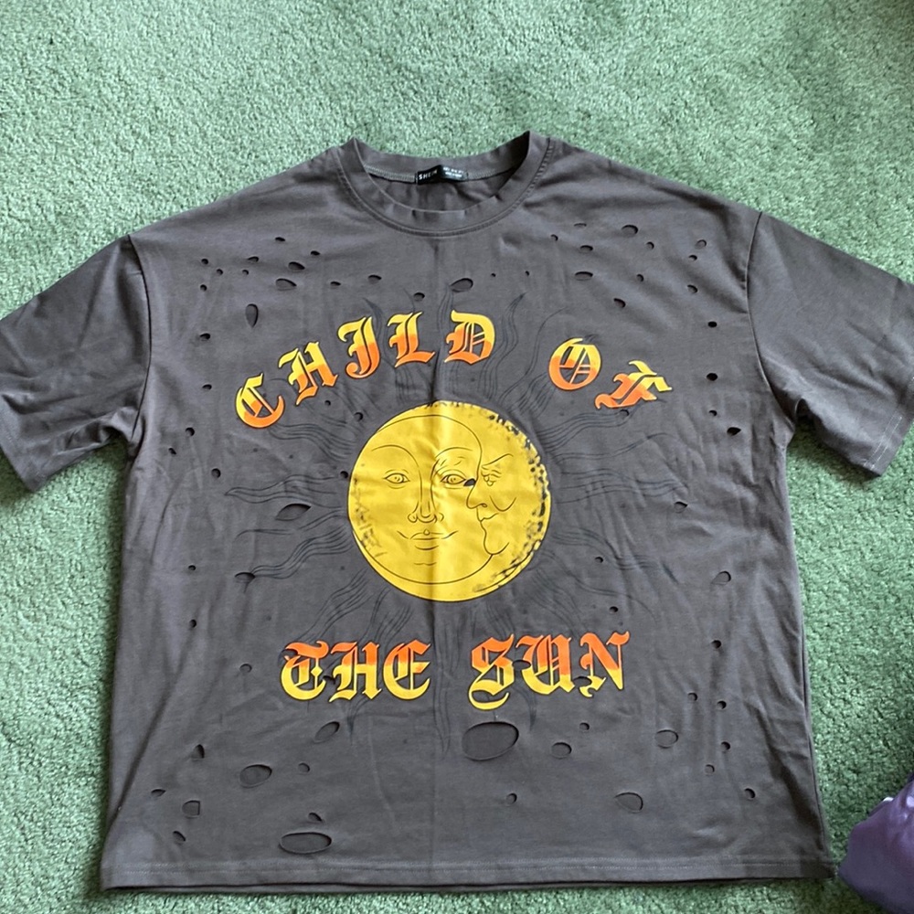 Fun T-shirt - child of the sun -small